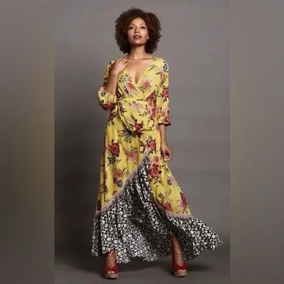 FARM rio yellow maxi wrap dress. Size medium - Picture 5 of 10